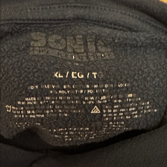 Sonic the Hedgehog kids size xl Hoodie with Characters - Picture 2 of 4